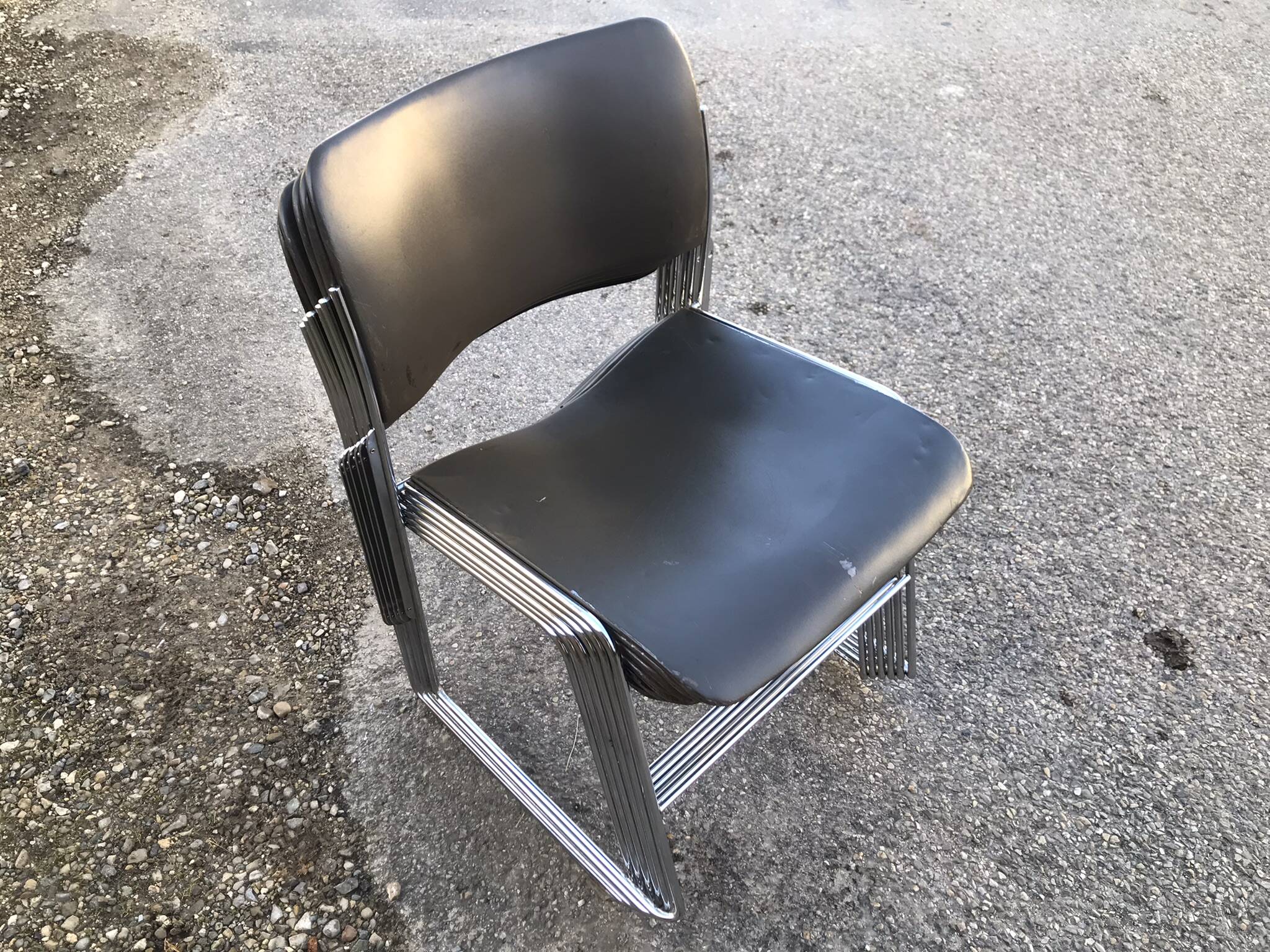 Set of 6 designer metal chairs from the 20th century David Rowland