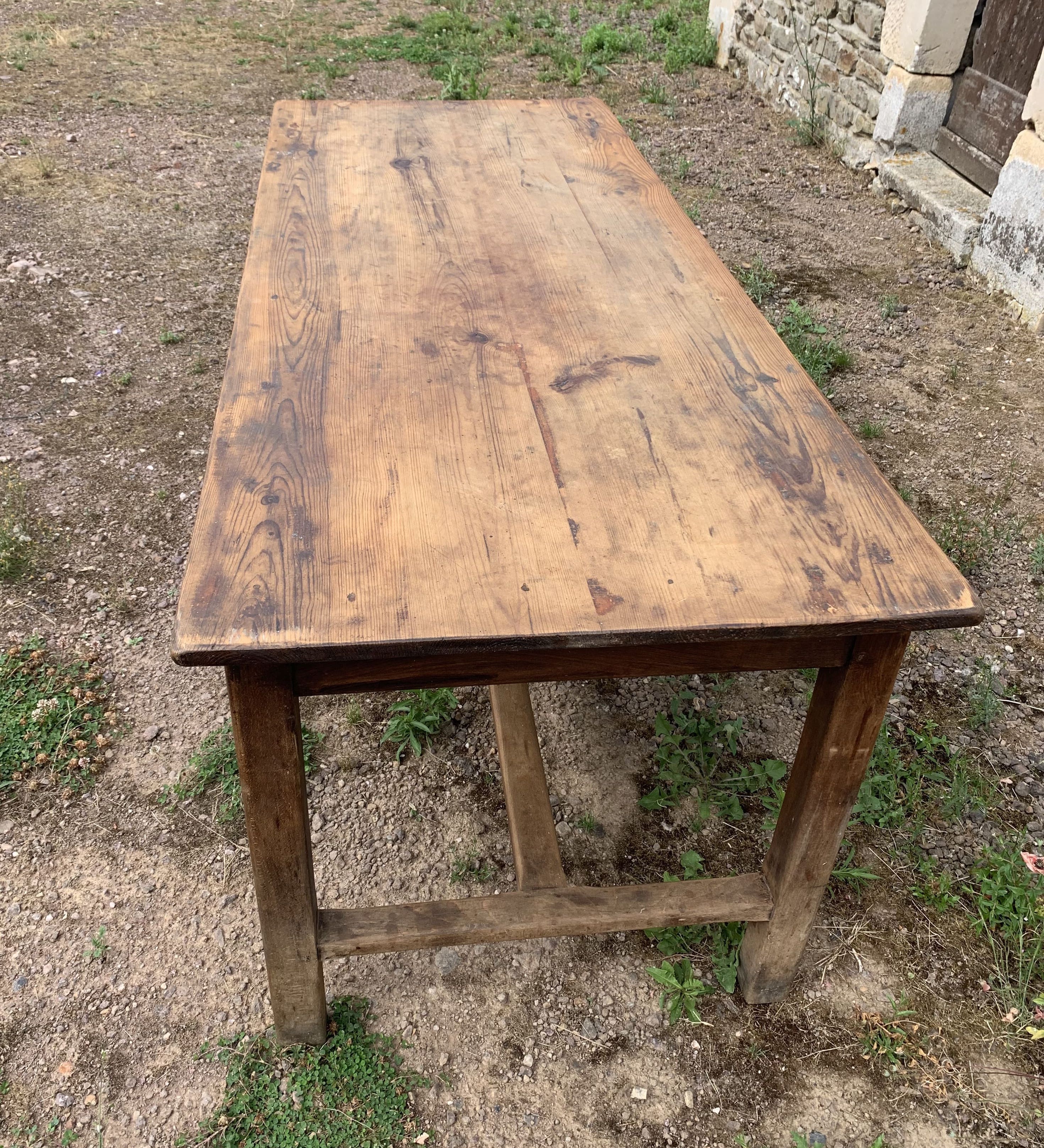 Farmhouse table