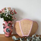 Flower applique in raffia and pink fabrics
