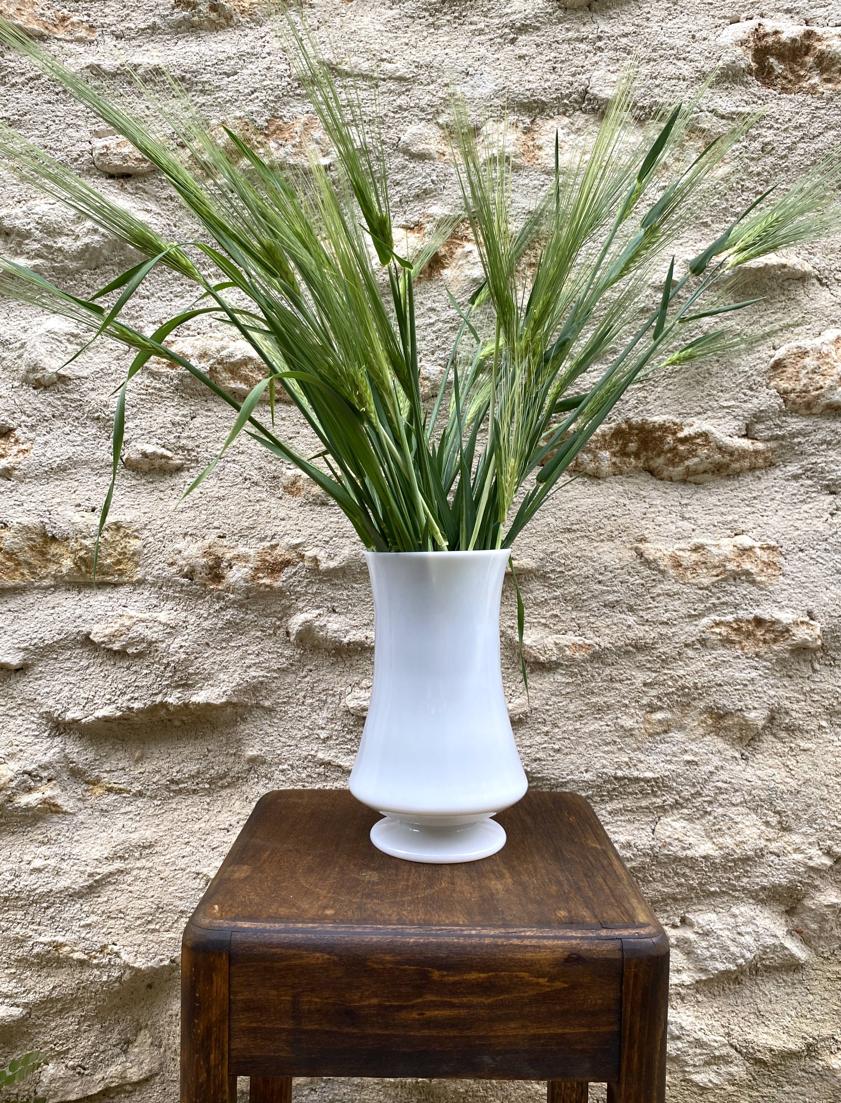 Vase en opaline, 1900