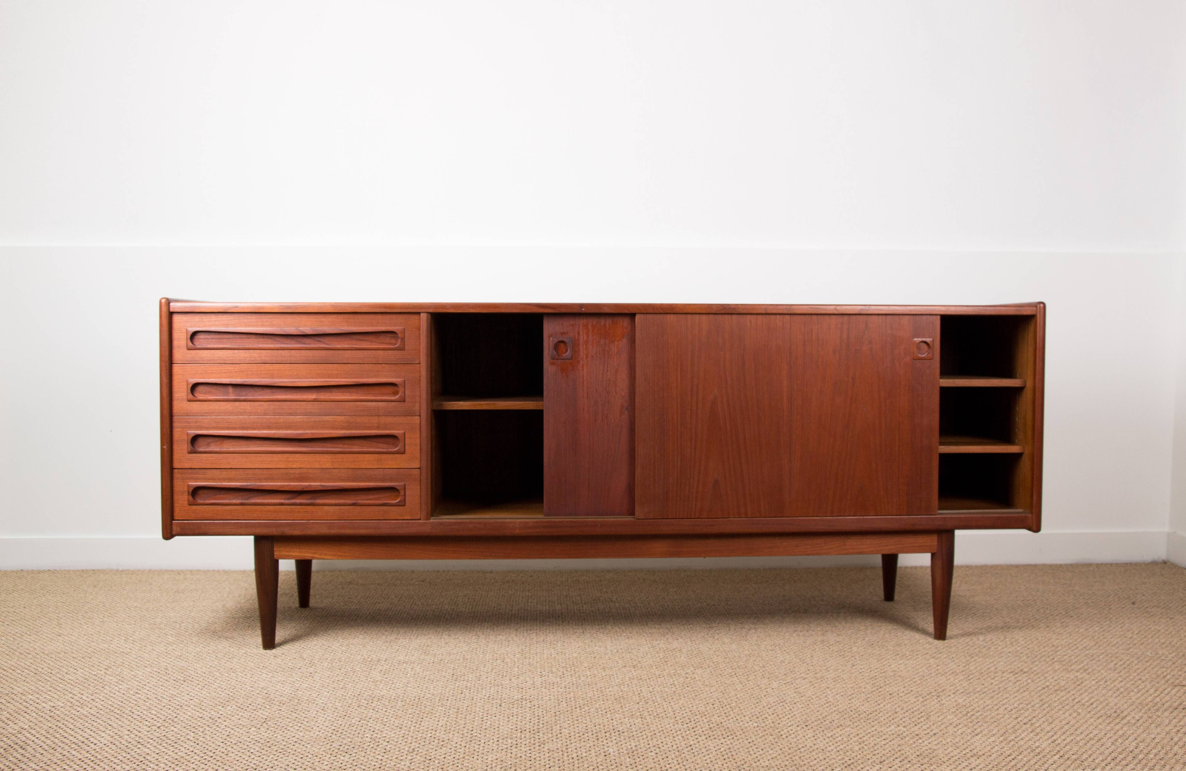 Danish teak sideboard 200 cm, model 31b, by Johannes Andersen 1960.