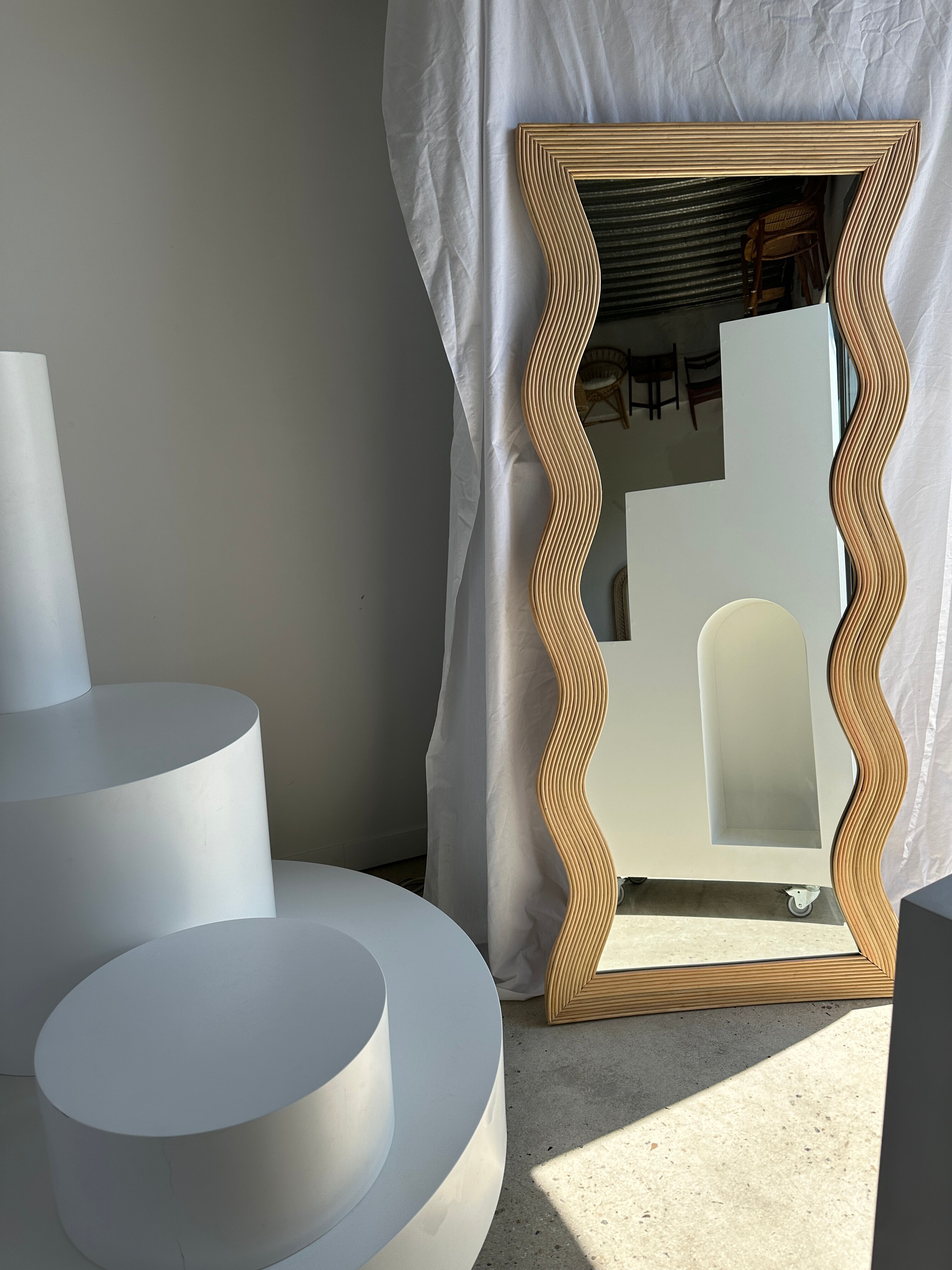 Zigzag rattan foot mirror H:182cm