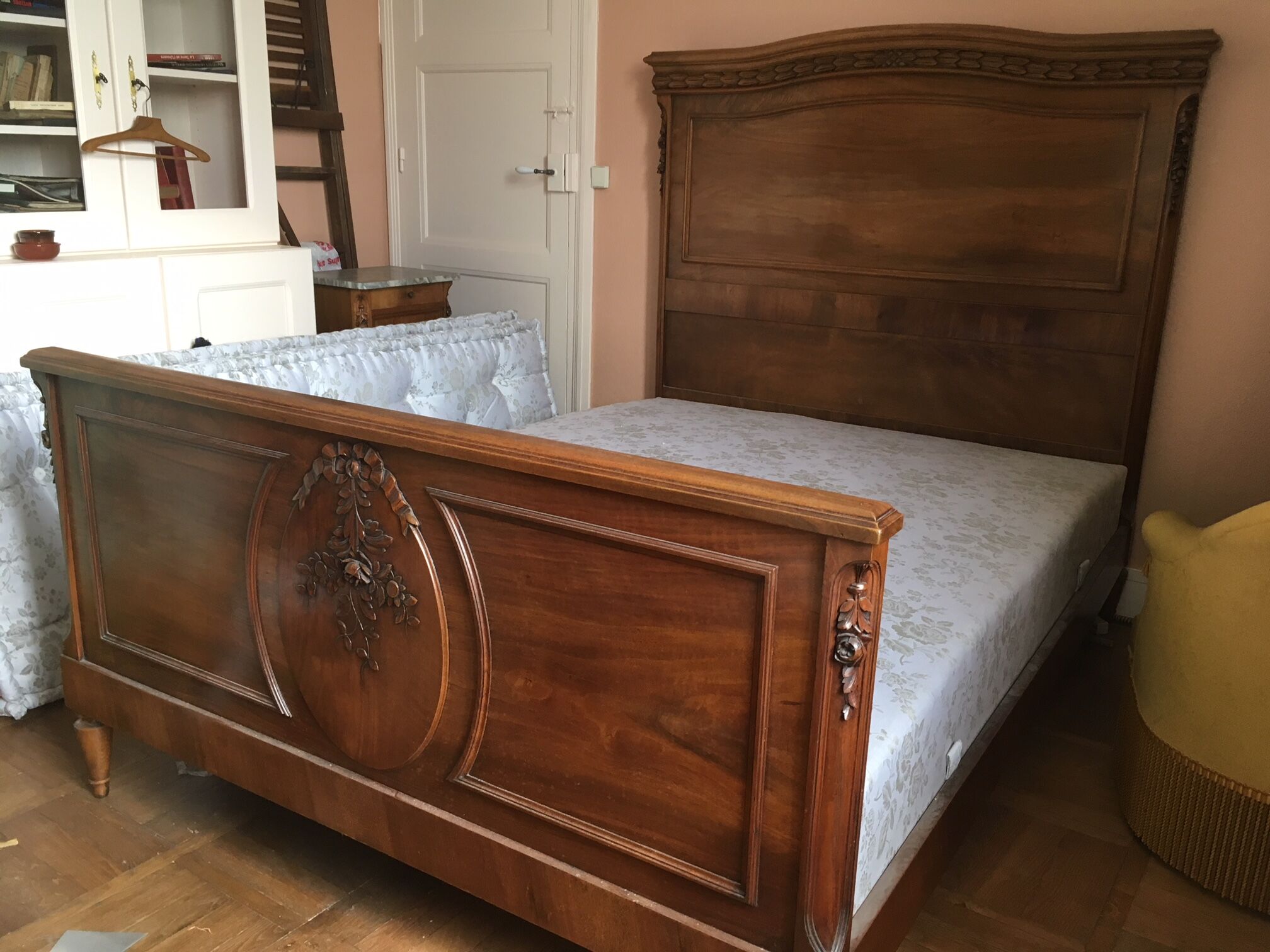 Louis Philippe bed
