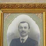 Ancien portait photo dans cadre doré 53 x59 cm, daté 1910