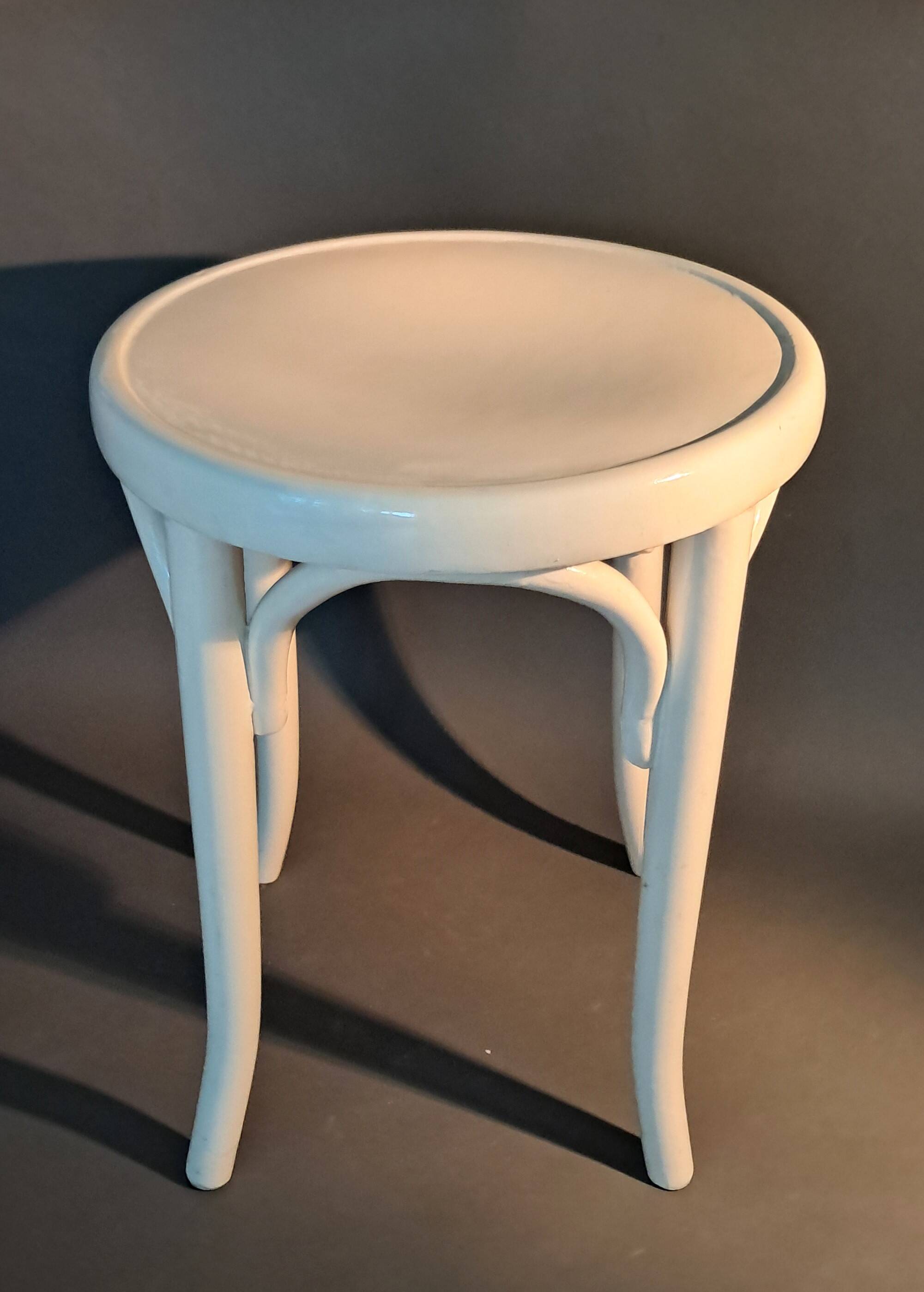 White lacquered beech stool 1950/1960.