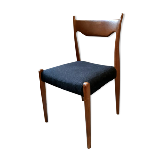 Scandinavian chair