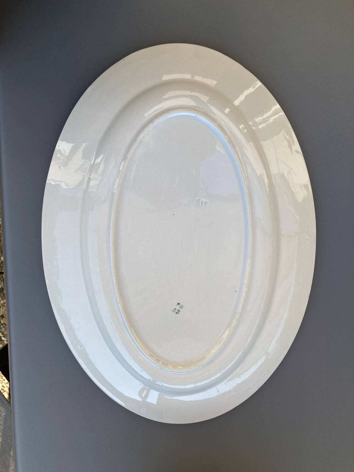Oval dish in Badonviller earthenware