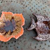 Lot composed of small barbotine dishes in enamelled ceramic, leaf and fish, Vallauris style