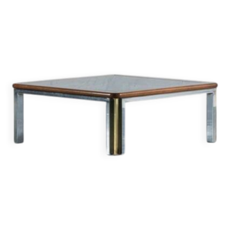 Mid-century modern coffee table in brass and chrome by Romeo Rega, Italy, 1970s.