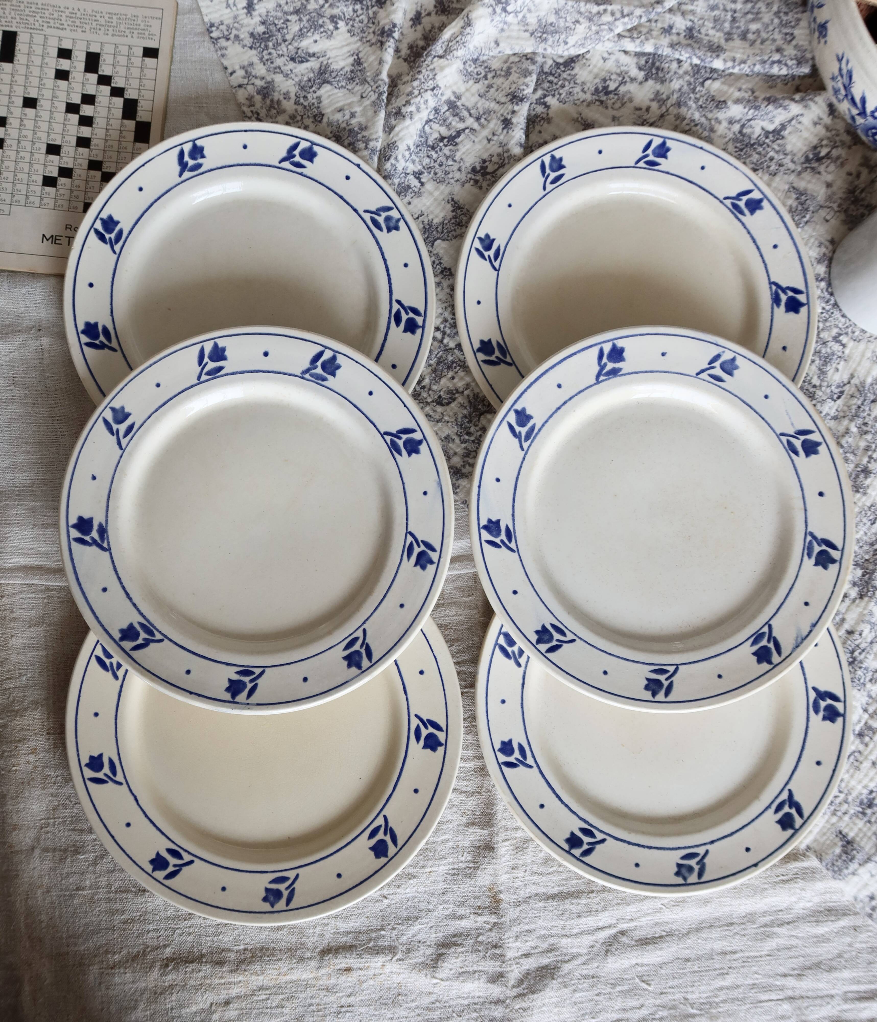 6 antique earthenware dinner plates - Blue tulip decor