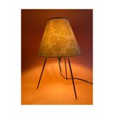 Tripod lamp