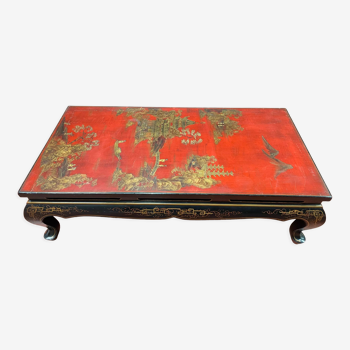 Red and gold lacquered calligrapher's table Japan 17th 19th