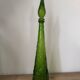 Ancienne carafe décorative en verre