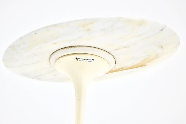 Table d'appoint ovale par Eero Saarinen pour Knoll International, 1960s