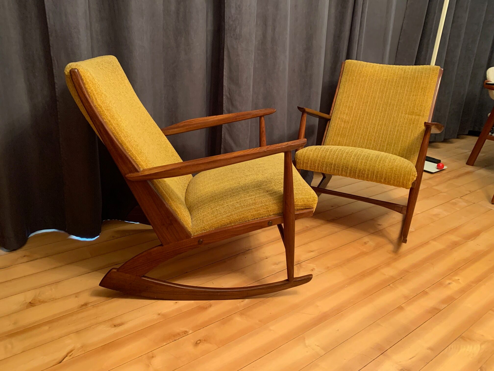 Pair of rocking chairs, designed by Georg Jensen, Kubus Møbler, Denmark, 1950s