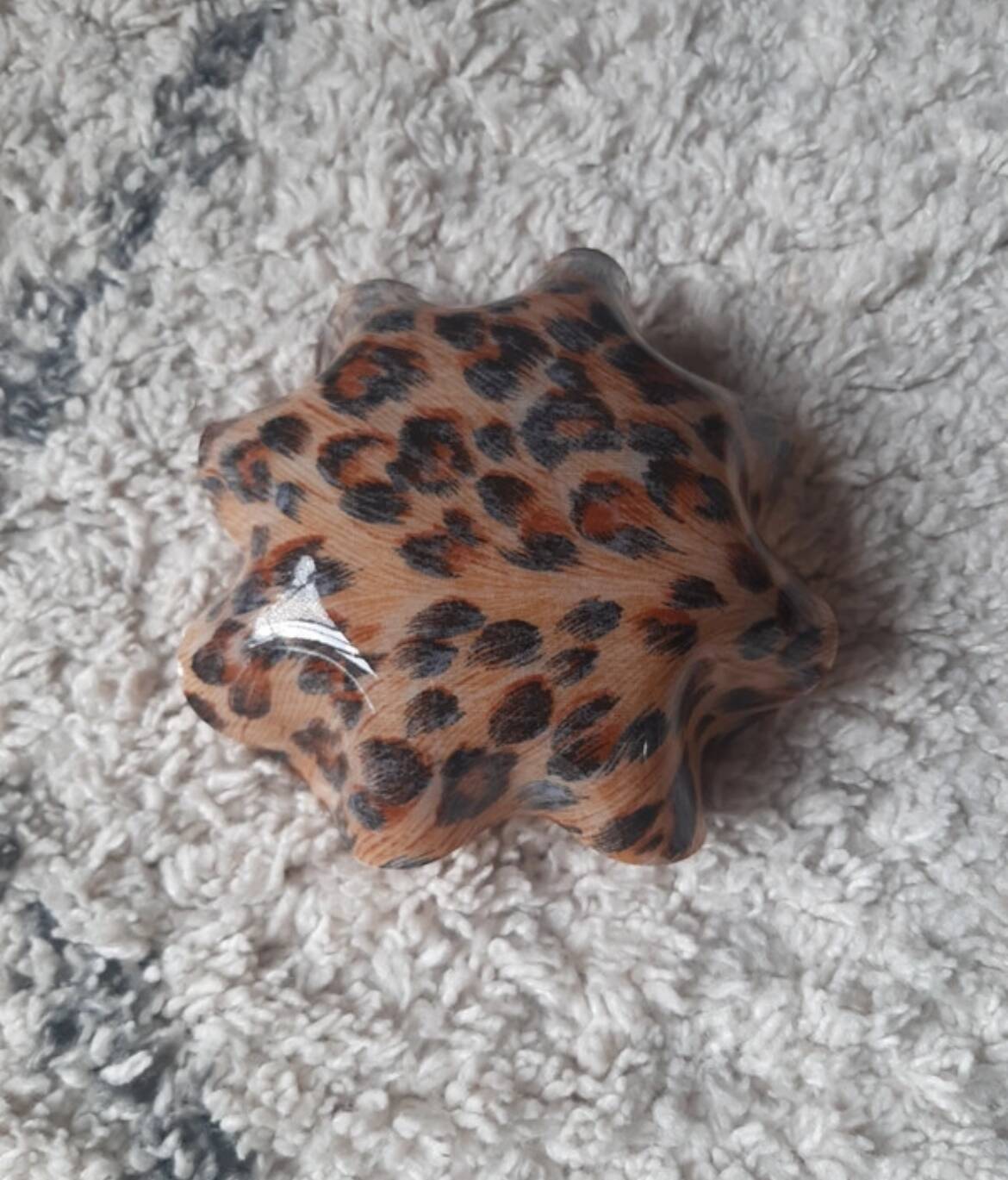 Wavy leopard resin plastic tray