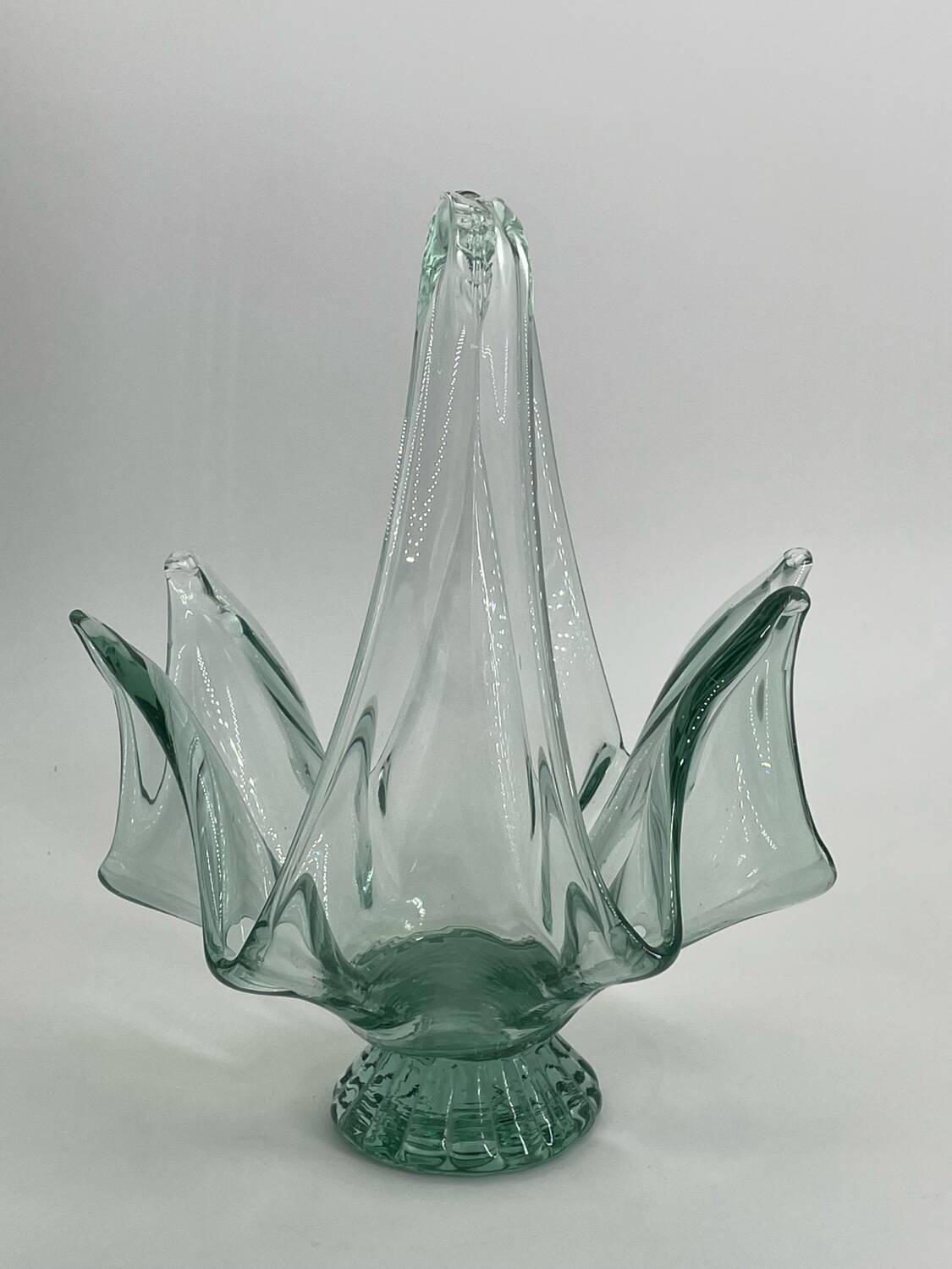 Large empty pocket/vintage fruit basket in blown glass