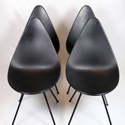 Set Of Four Dining Chairs Model 3110 Made In Black By Arne Jacobsen For Fritz Hansen From 2016s