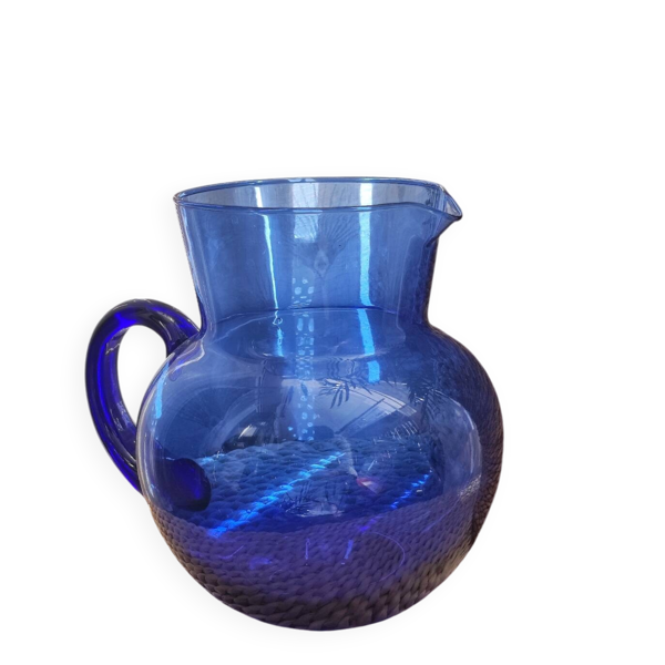 Pichet vintage en verre bleu