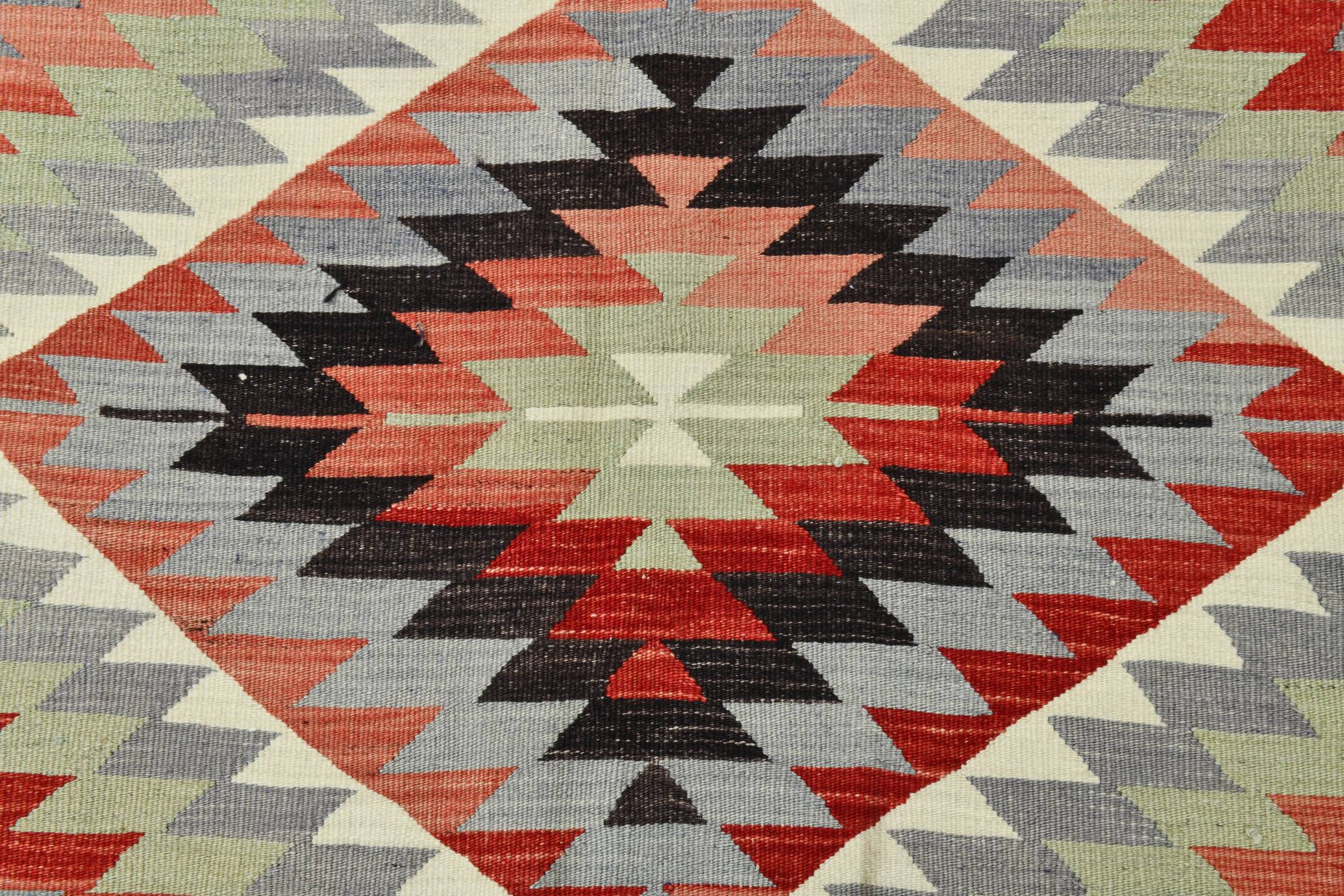 Geometric Madalion Design Kilim Rug, 181x320Cm Rug For Living Room