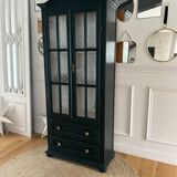 Small display case