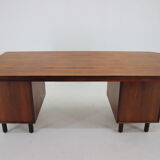 1960s Large exclusive free standing palisander desk