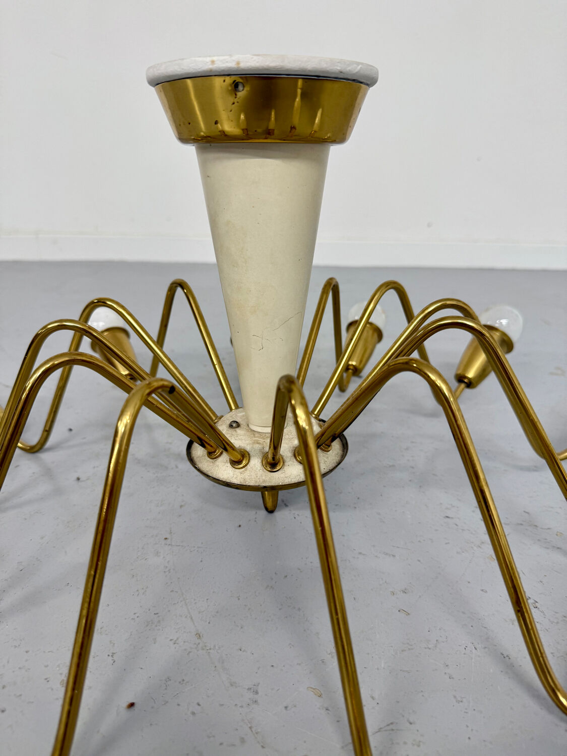 Antique 12-light Sputnik spider pendant lamp from the 60s