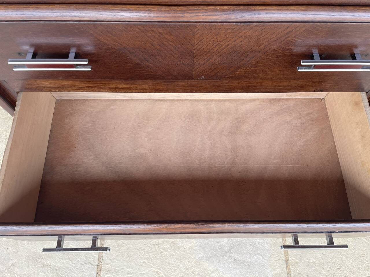 Commode de style Art Deco en noyer, circa 1950