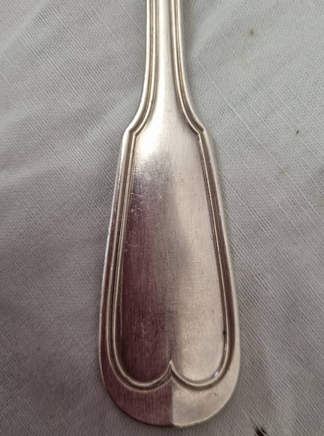 Sauce serving spoon