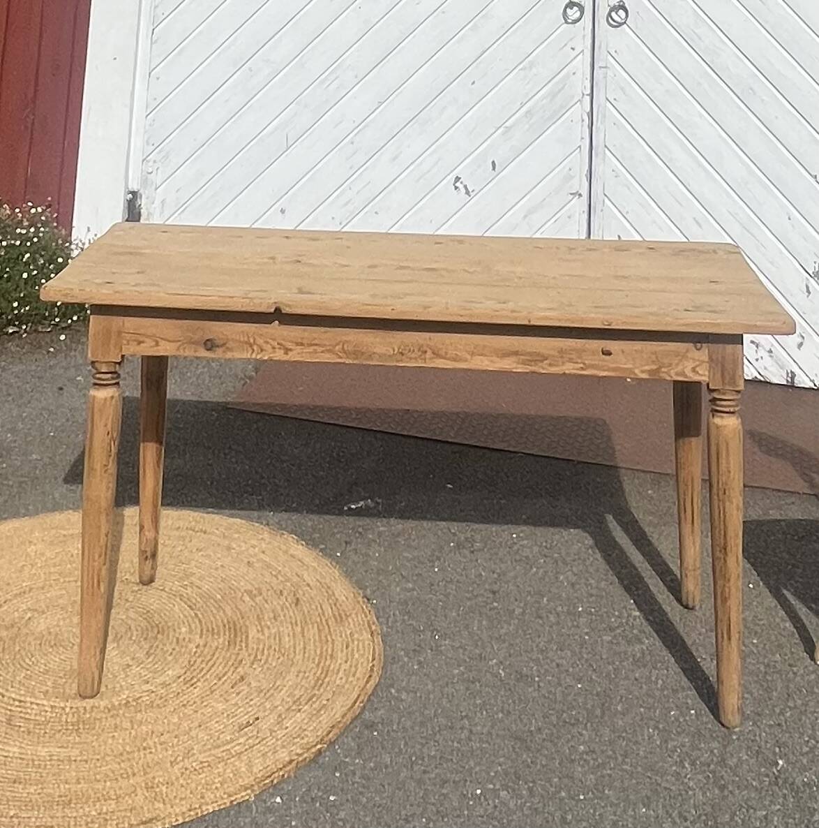 Antique vintage bistro table in solid raw wood for 6 people