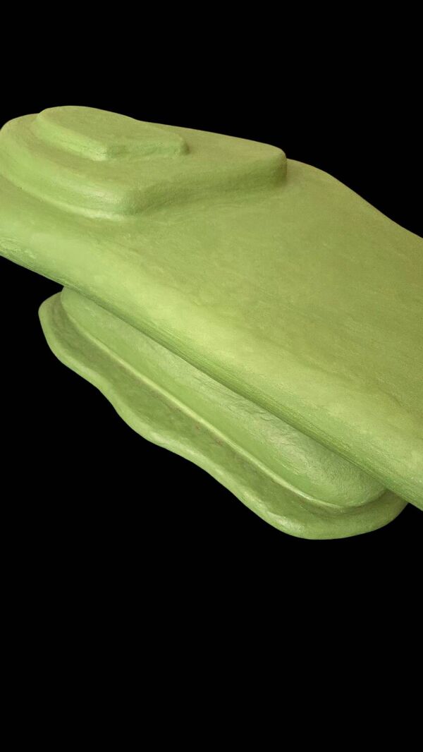 Table basse verte Canyon en mortex organique par Objet Bizaar