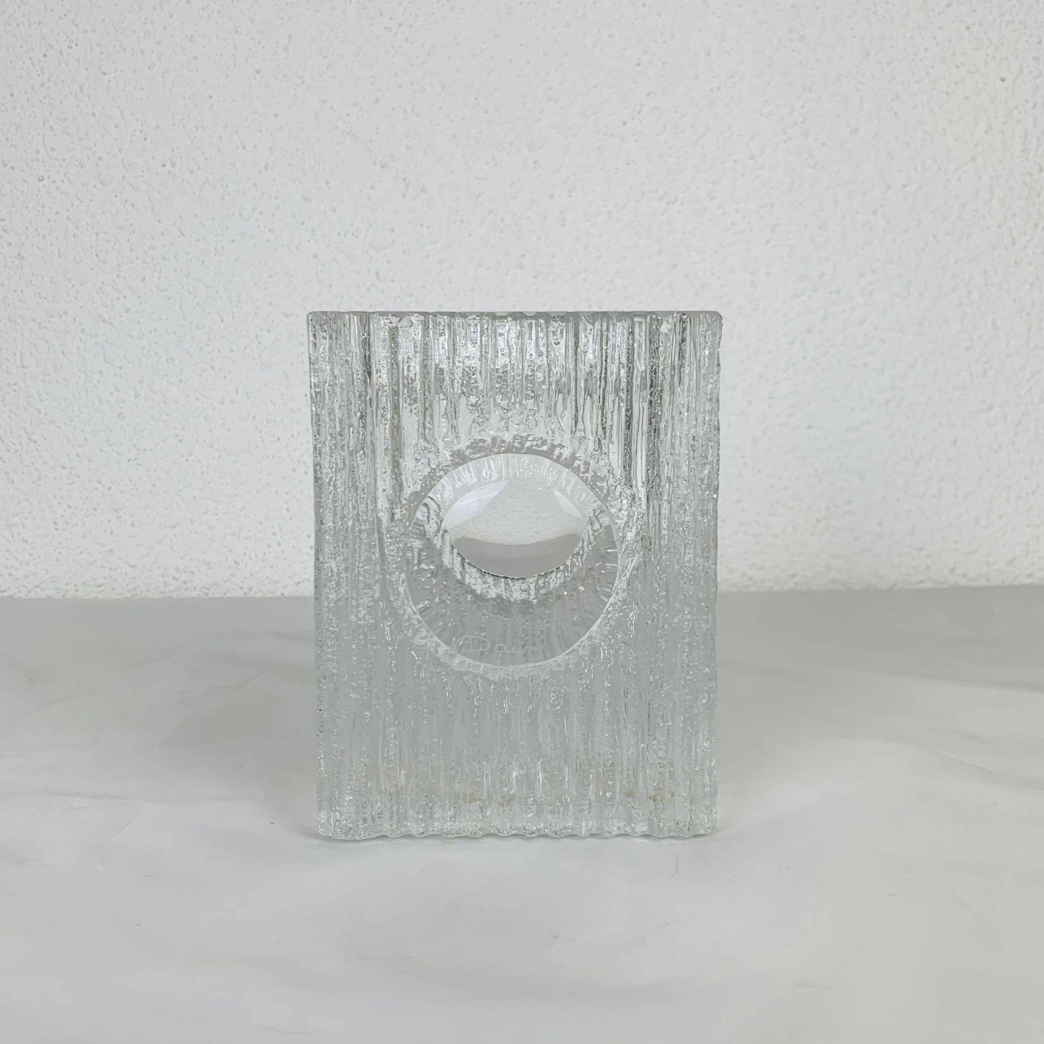 Daum vase, Cratère model, crystal, 1970s