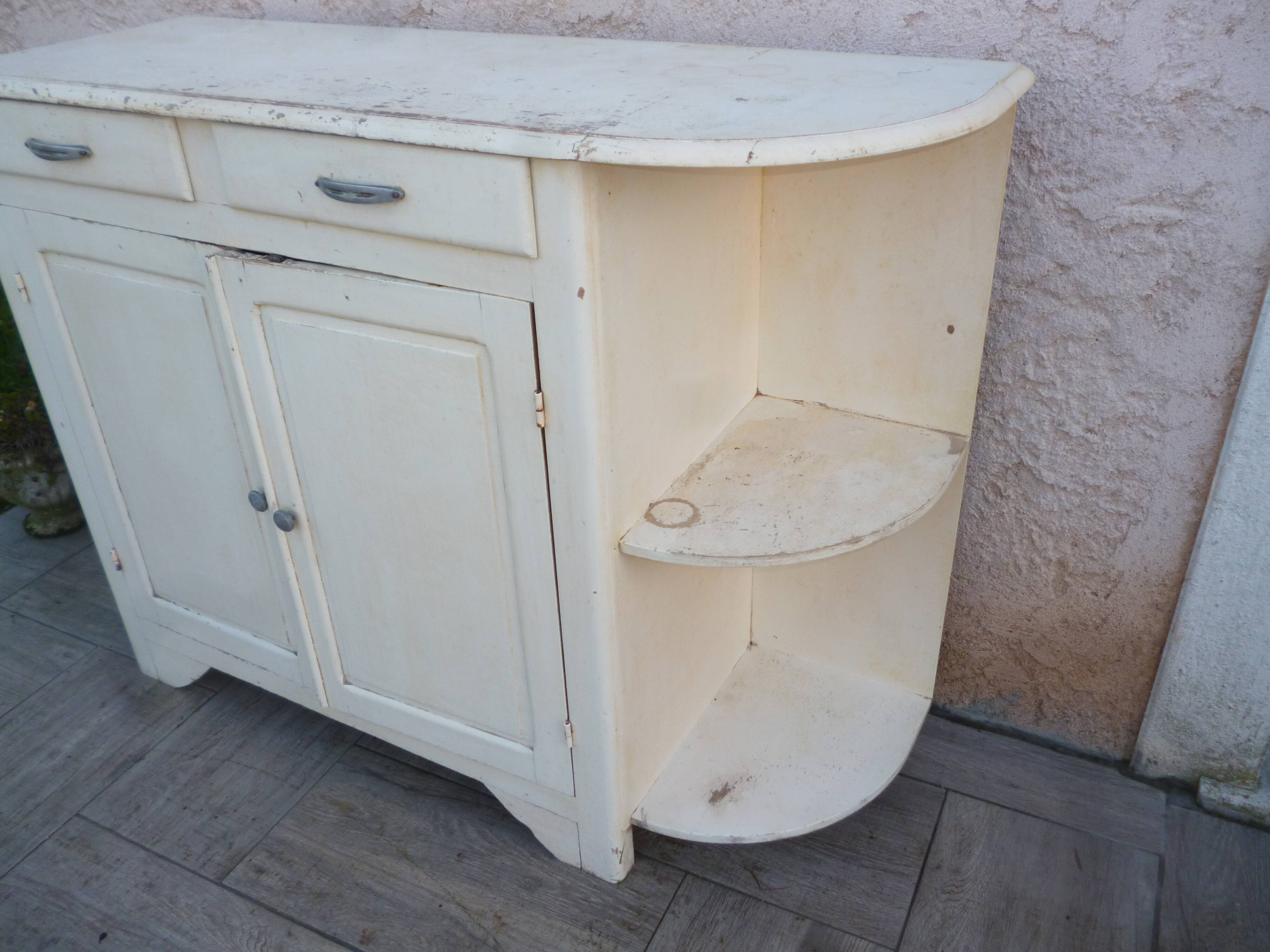 Buffet with vintage return