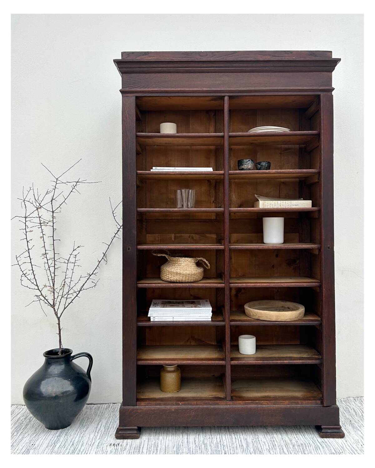 Notary library cabinet