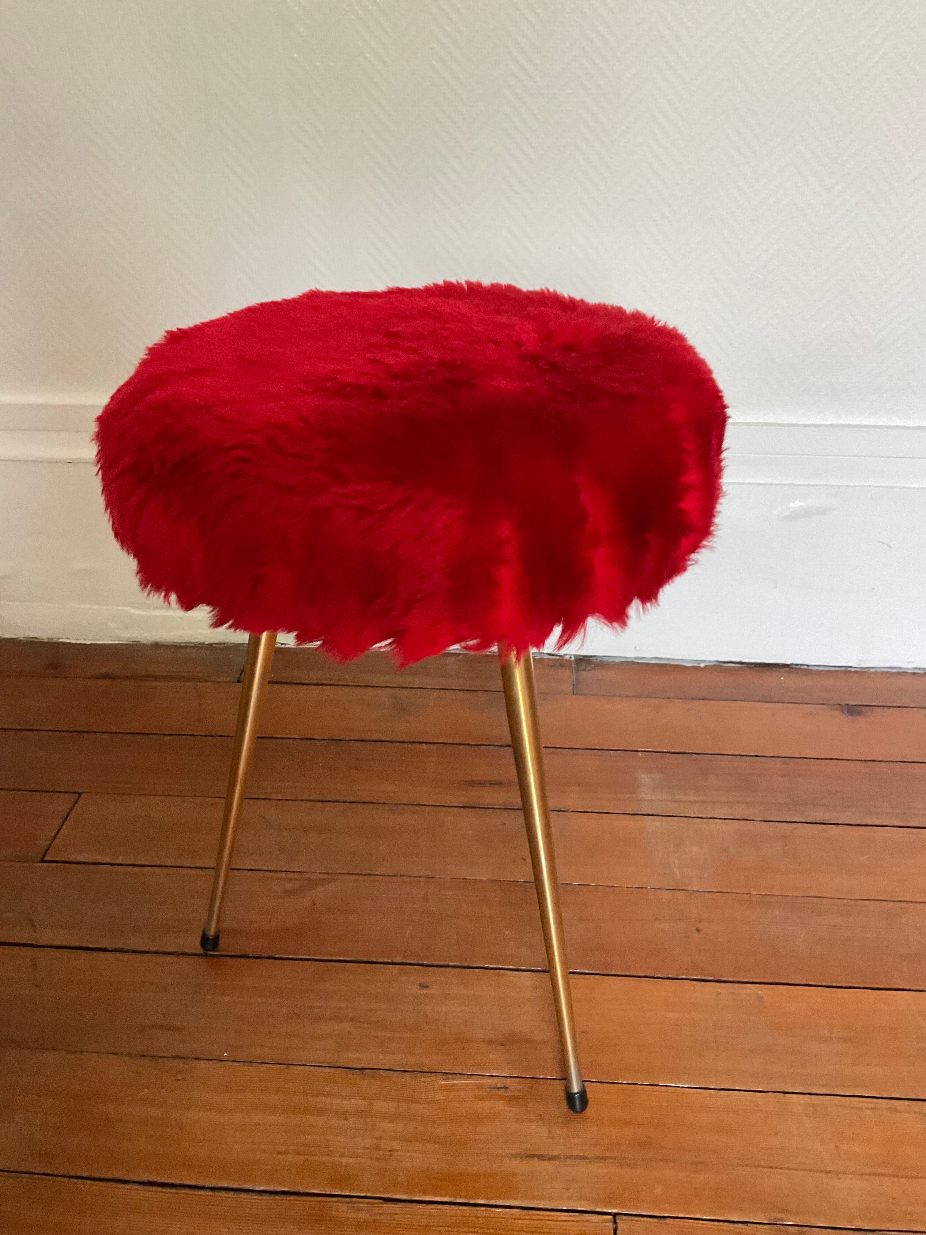 Moumoute tripod stool