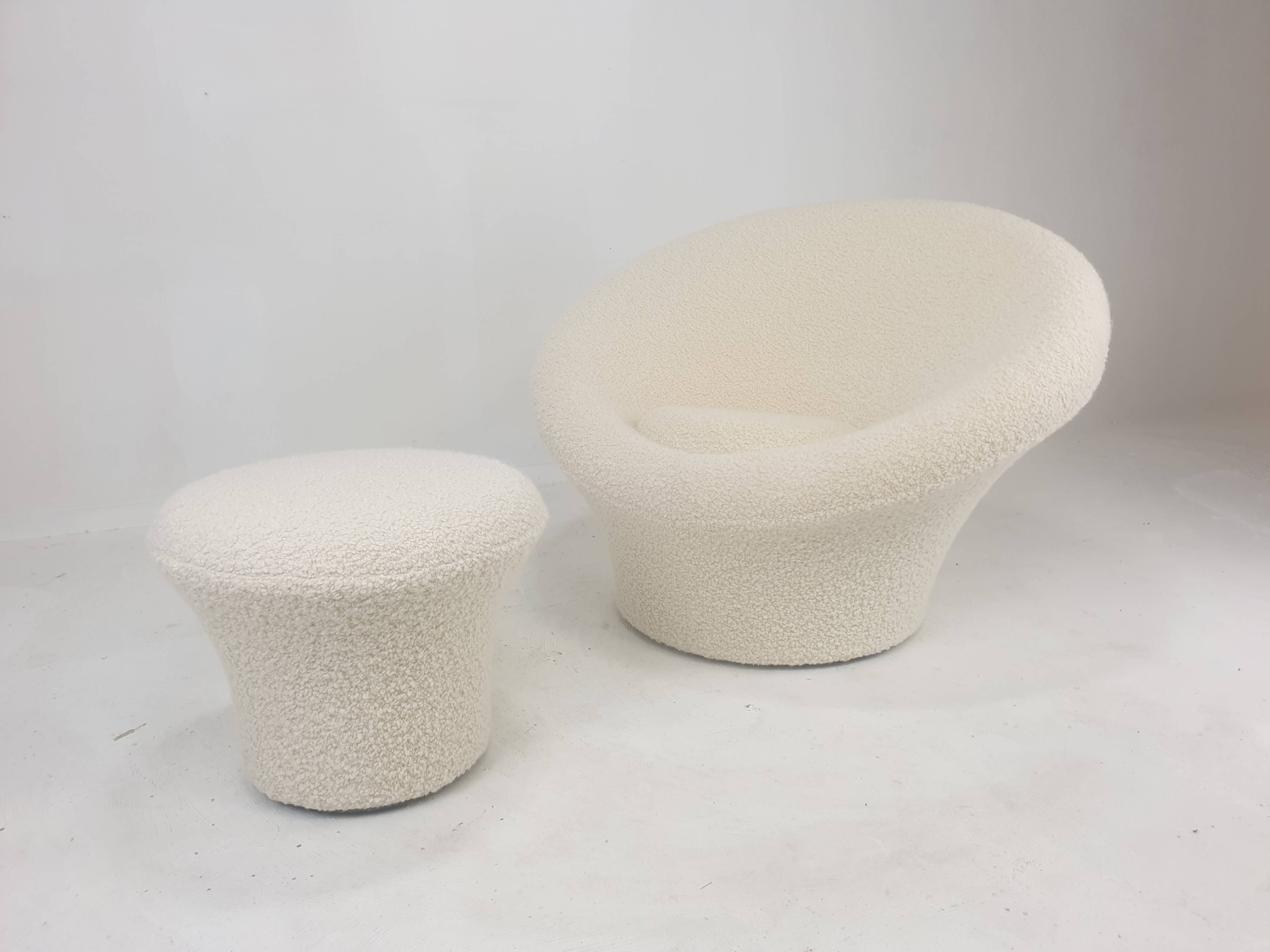 "Big Mushroom" Armchair and Pouf by Pierre Paulin for Artifort