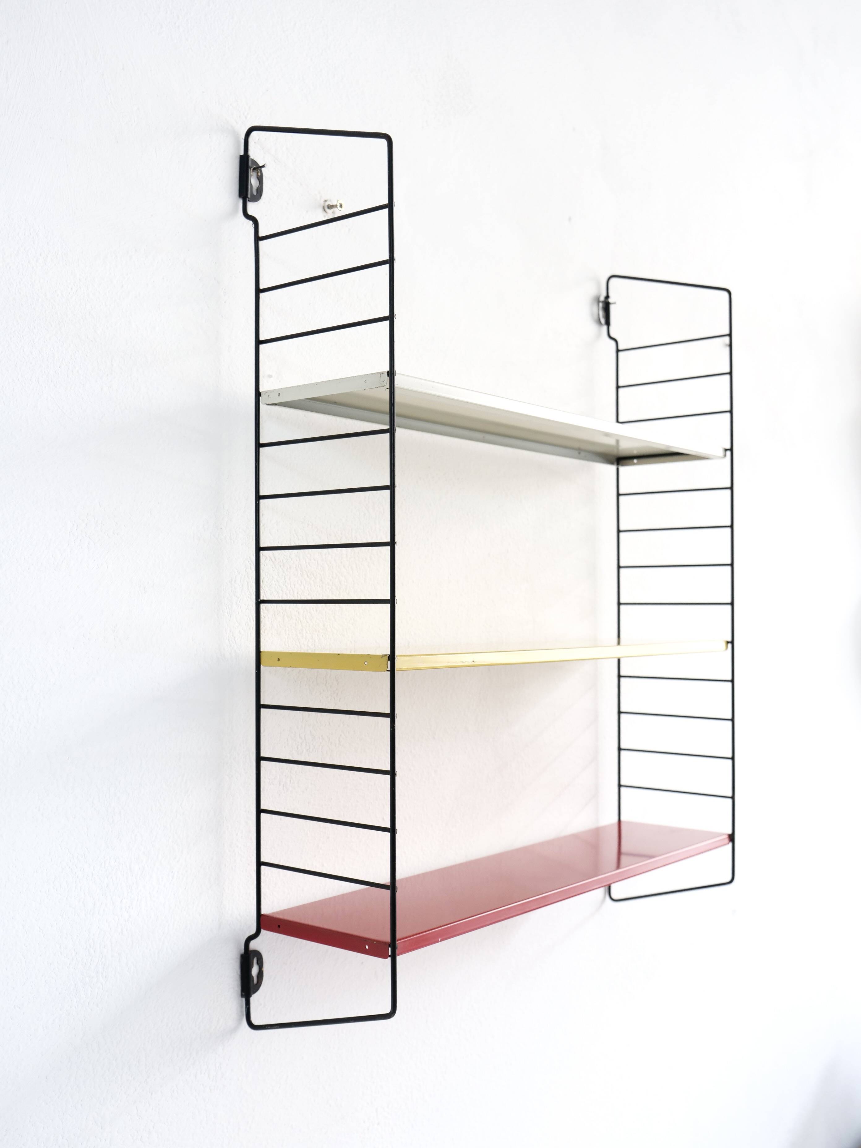 Tomado compact shelf