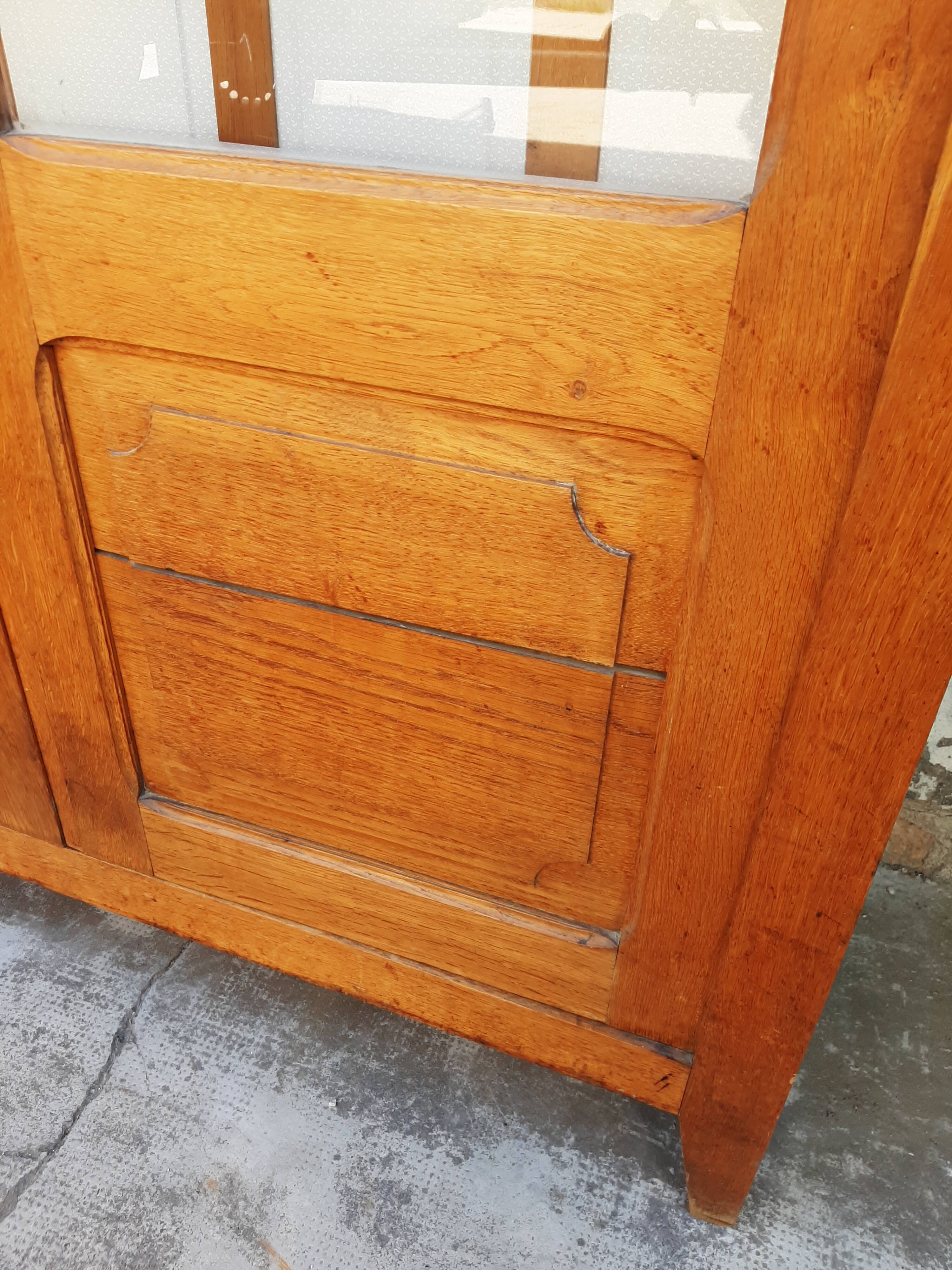 Ancient parisian oak library