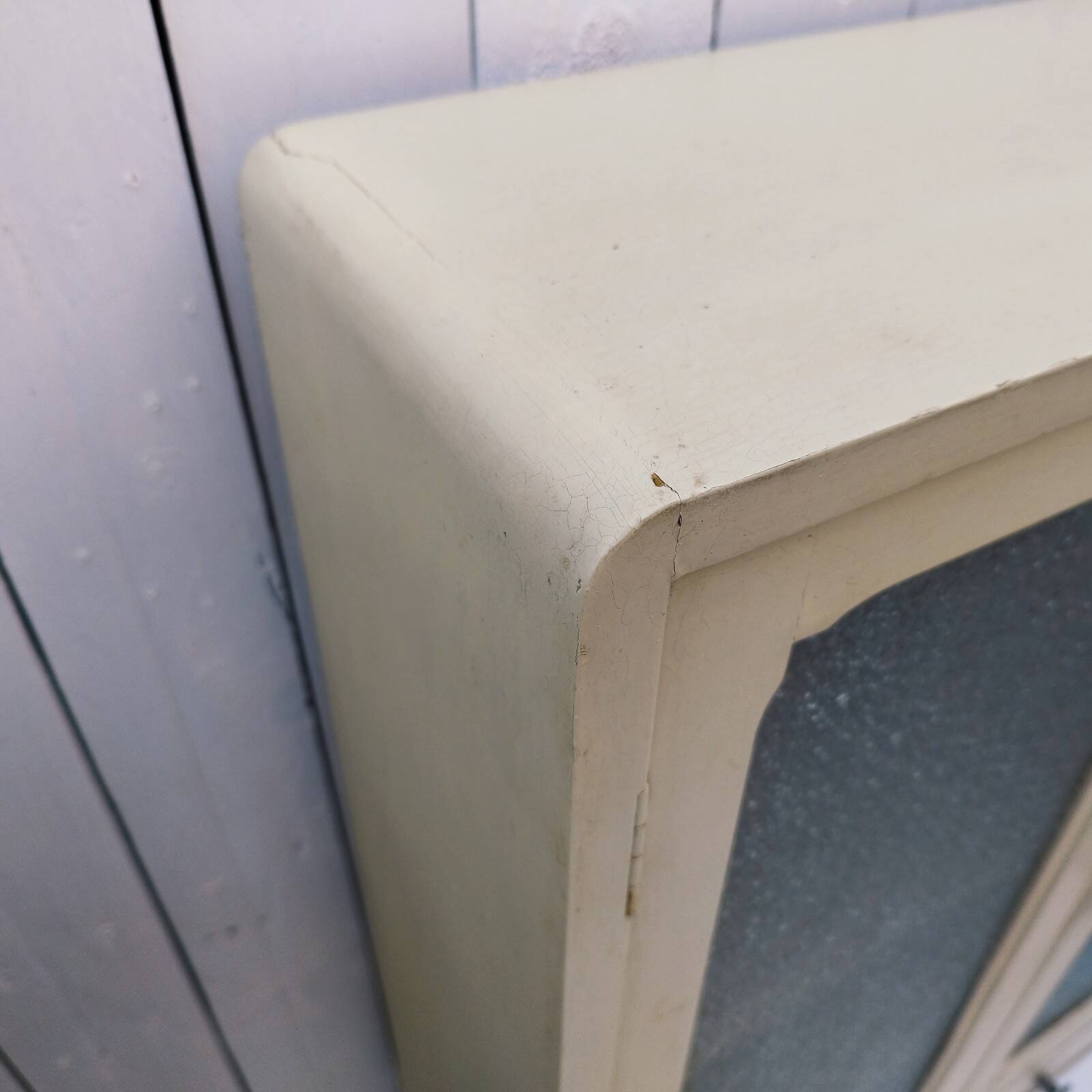 Meuble vitrine murale armoire en bois  50’s