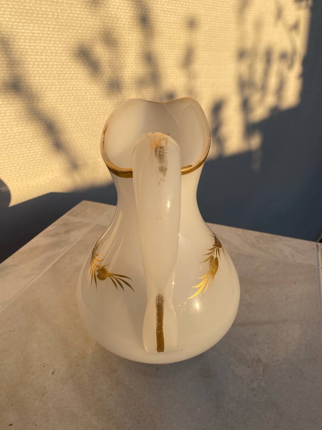 Ancien broc en opaline napoleon III