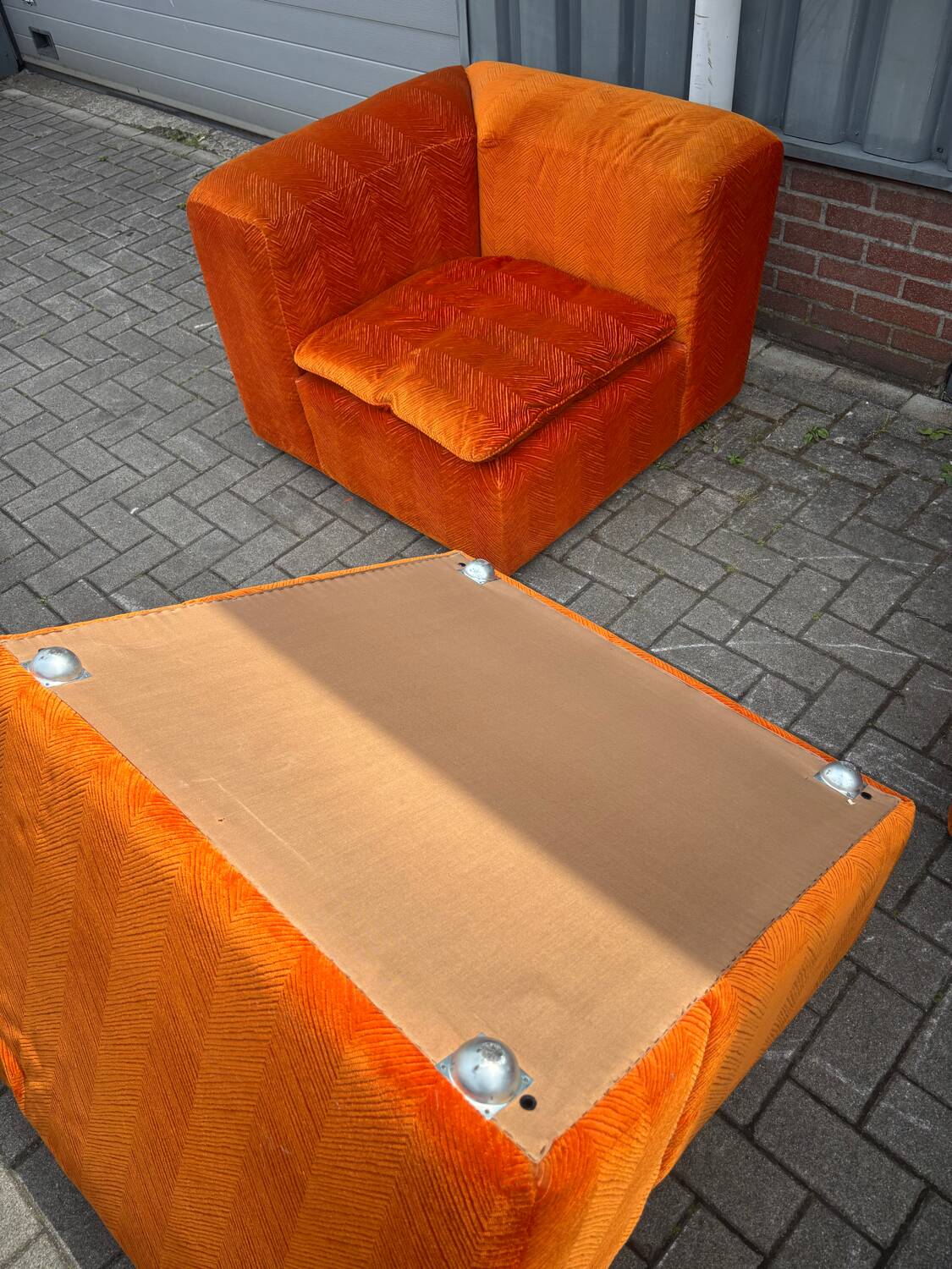 Large Mid Century sectional sofa of 6 elements in orange velvet