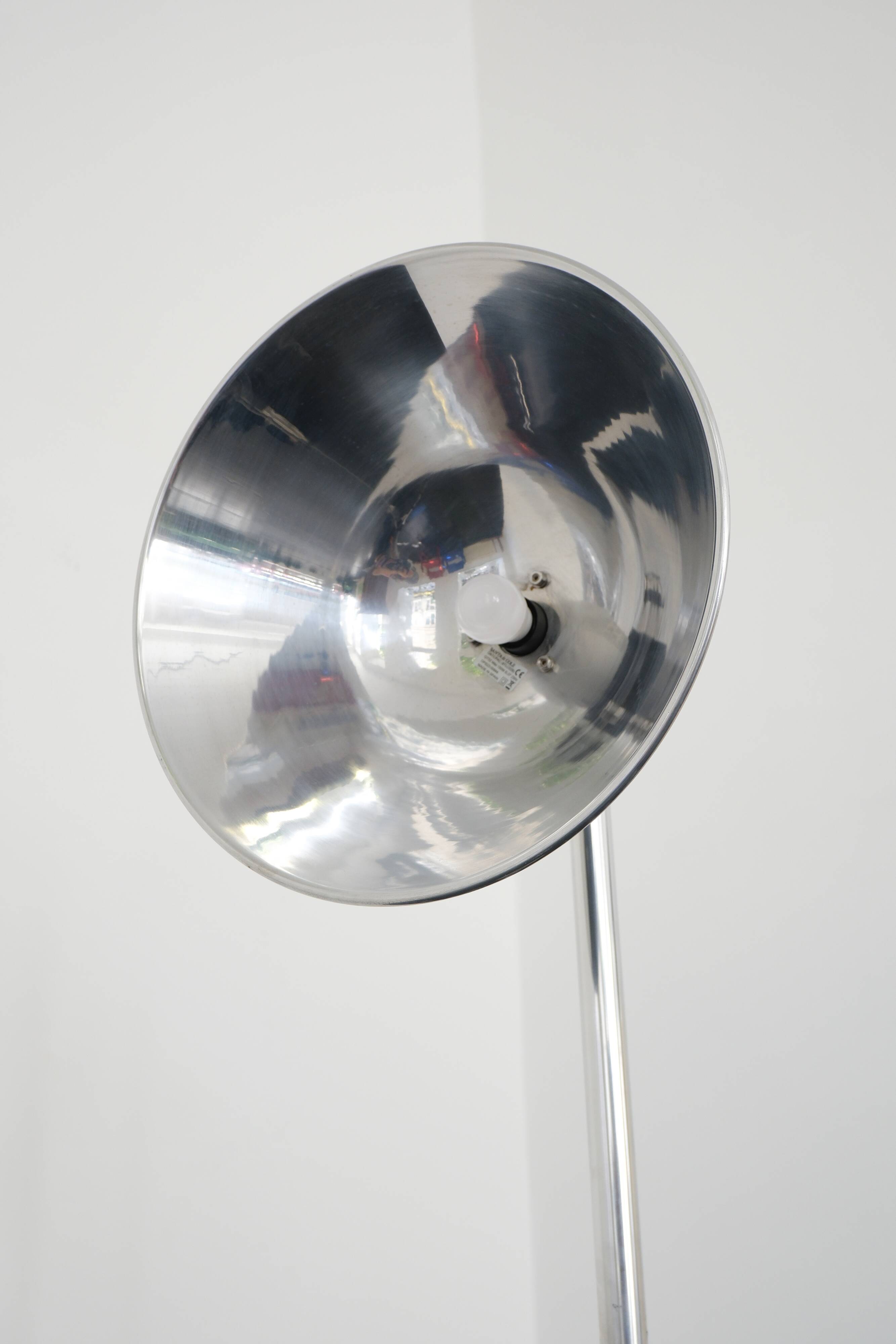Lampadaire "Gatcpac F" par Josep Torres Clavé / Santa & Cole