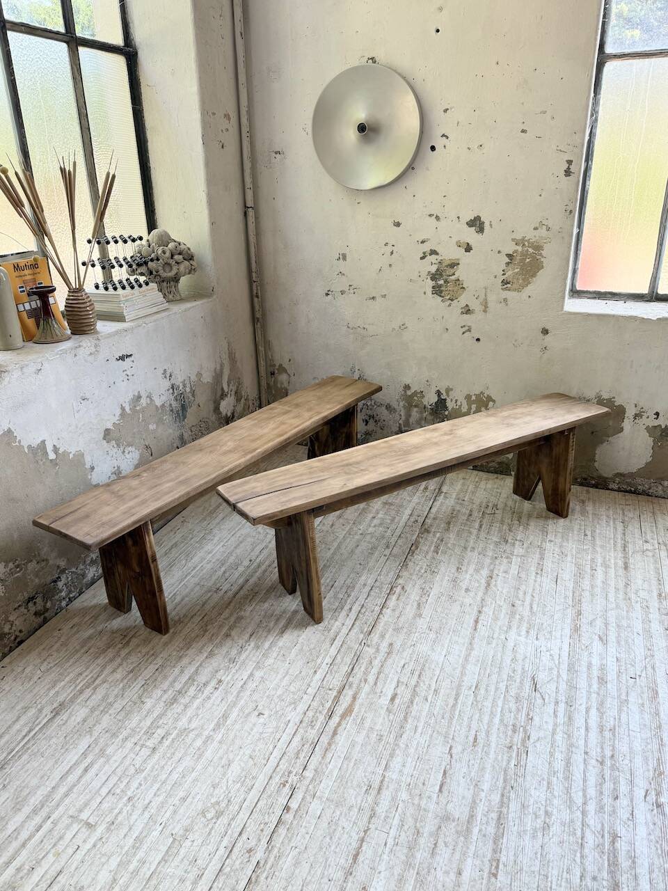 Paire de bancs de ferme en chêne