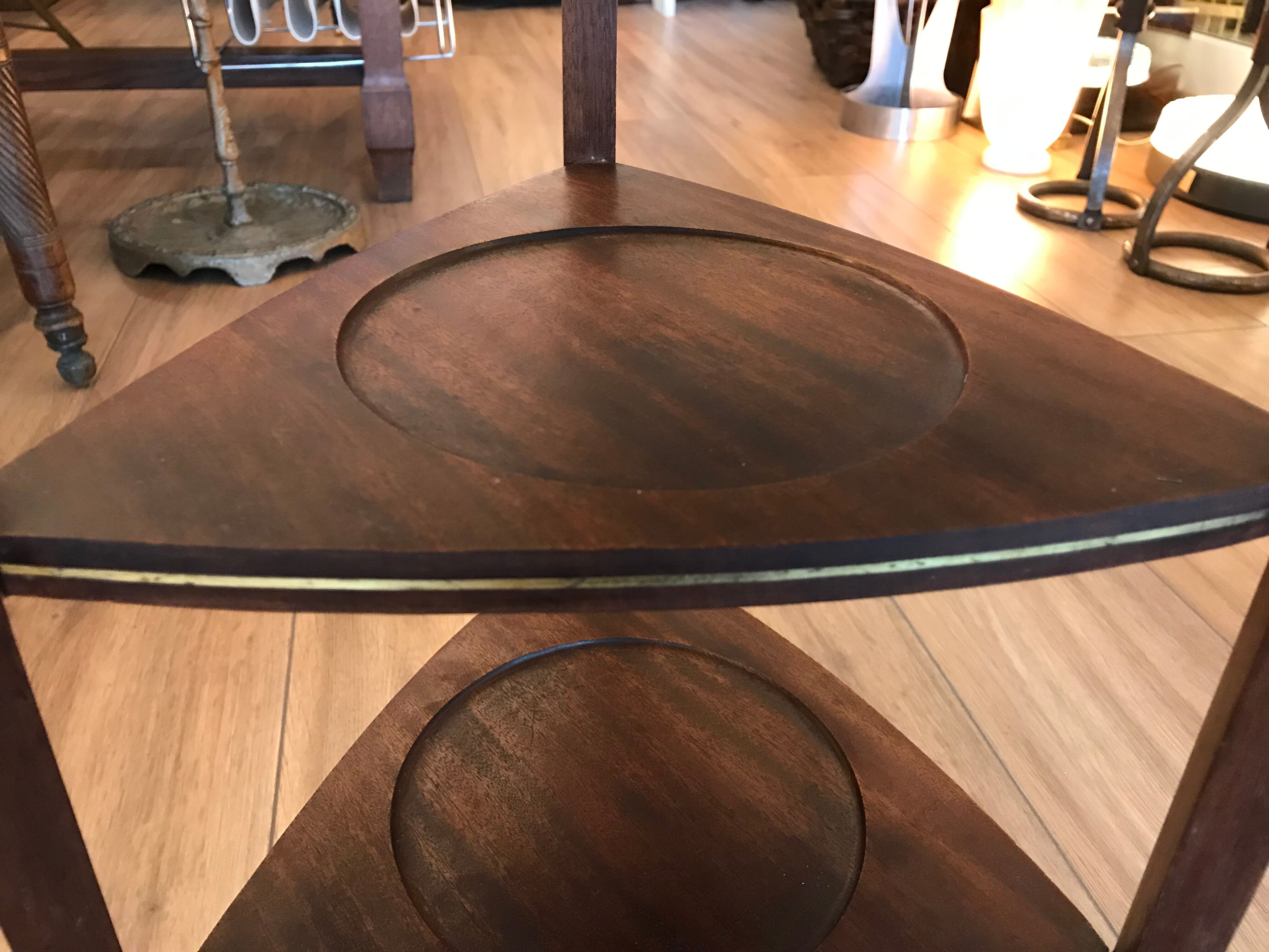 Shelf on feet or servant dumb wooden tripod