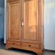 Armoire ancienne , meuble penderie vintage