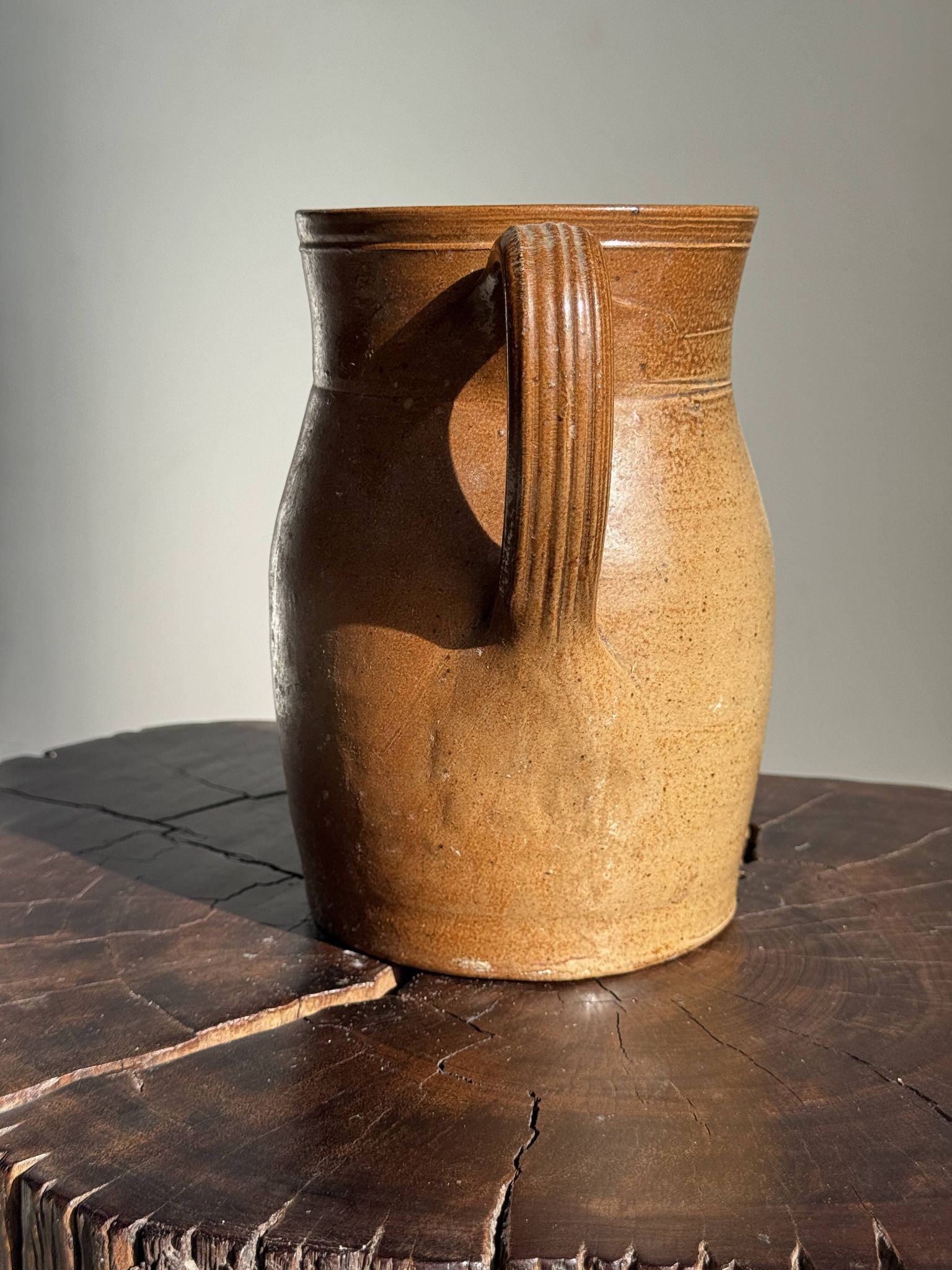 Large stoneware jug marked with pencil underneath H20 D11.