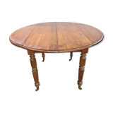 Round table 4 feet in cherry tree with 2 extensions