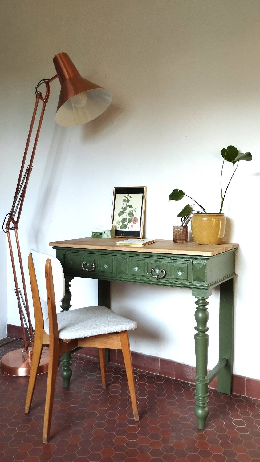 Bureau ancien Olive
