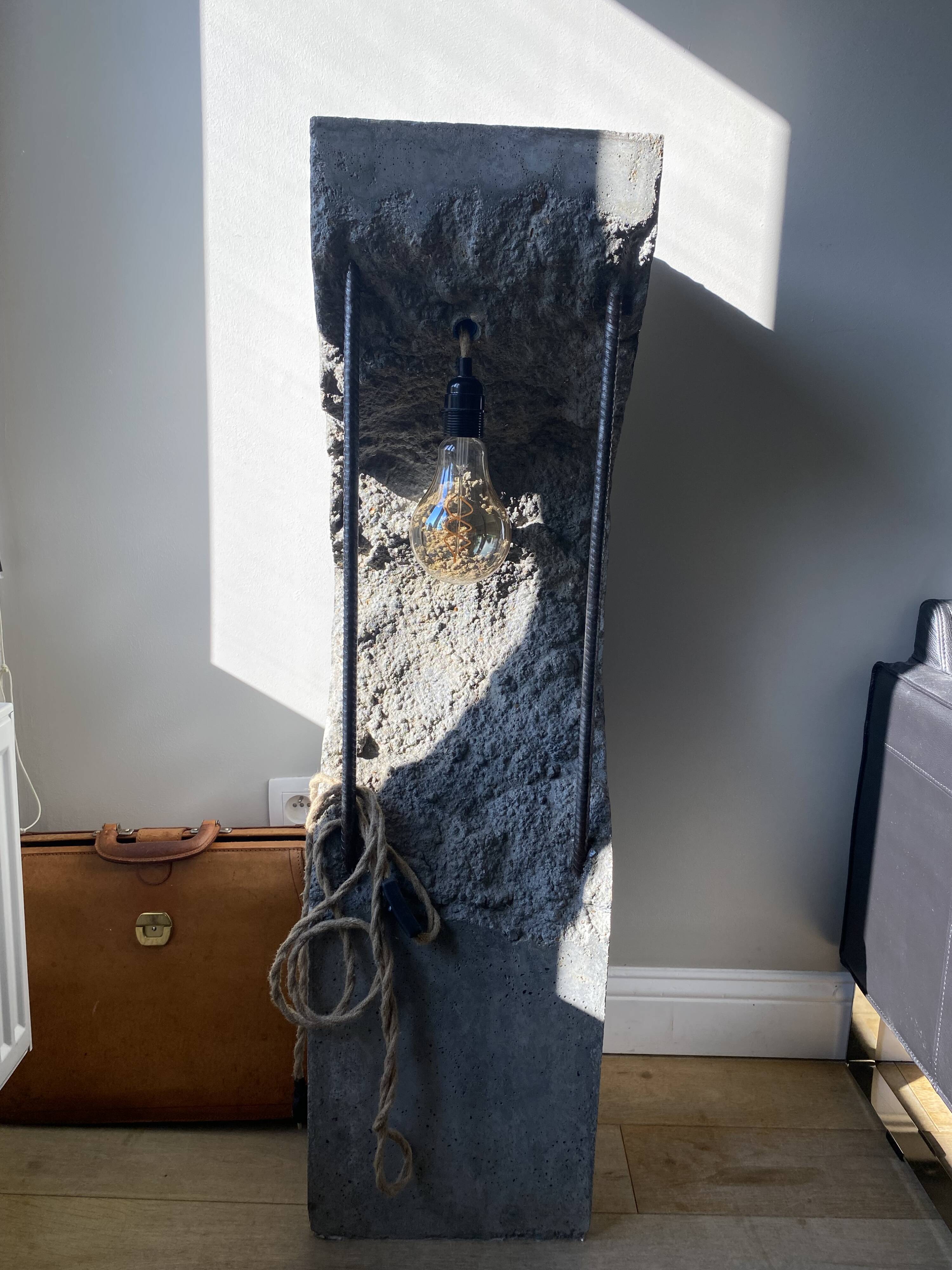 Floor lamp