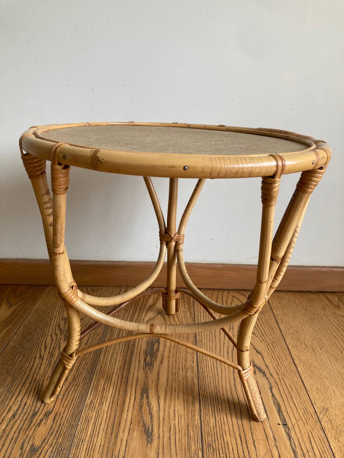 Round rattan coffee table